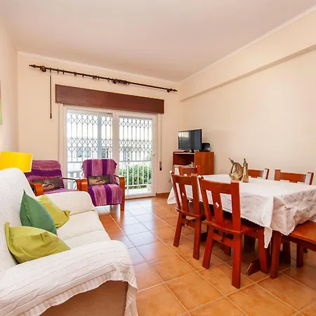 B56 - Baluarte Cul De Sac Flat In Lagos