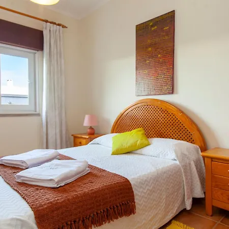 B56 - Baluarte Cul De Sac Flat In Apartment *