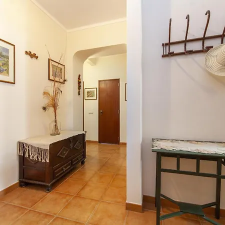 B56 - Baluarte Cul De Sac Flat In * Lagos