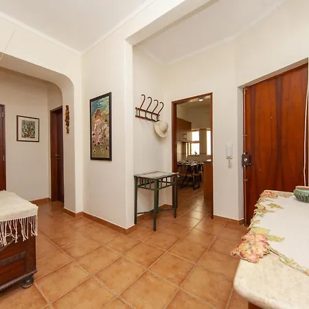 B56 - Baluarte Cul De Sac Flat In Lägenhet