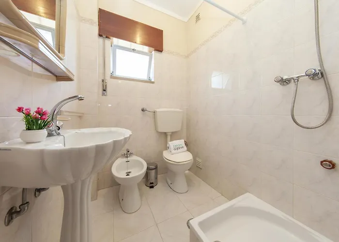 B56 - Baluarte Cul De Sac Flat In Lägenhet